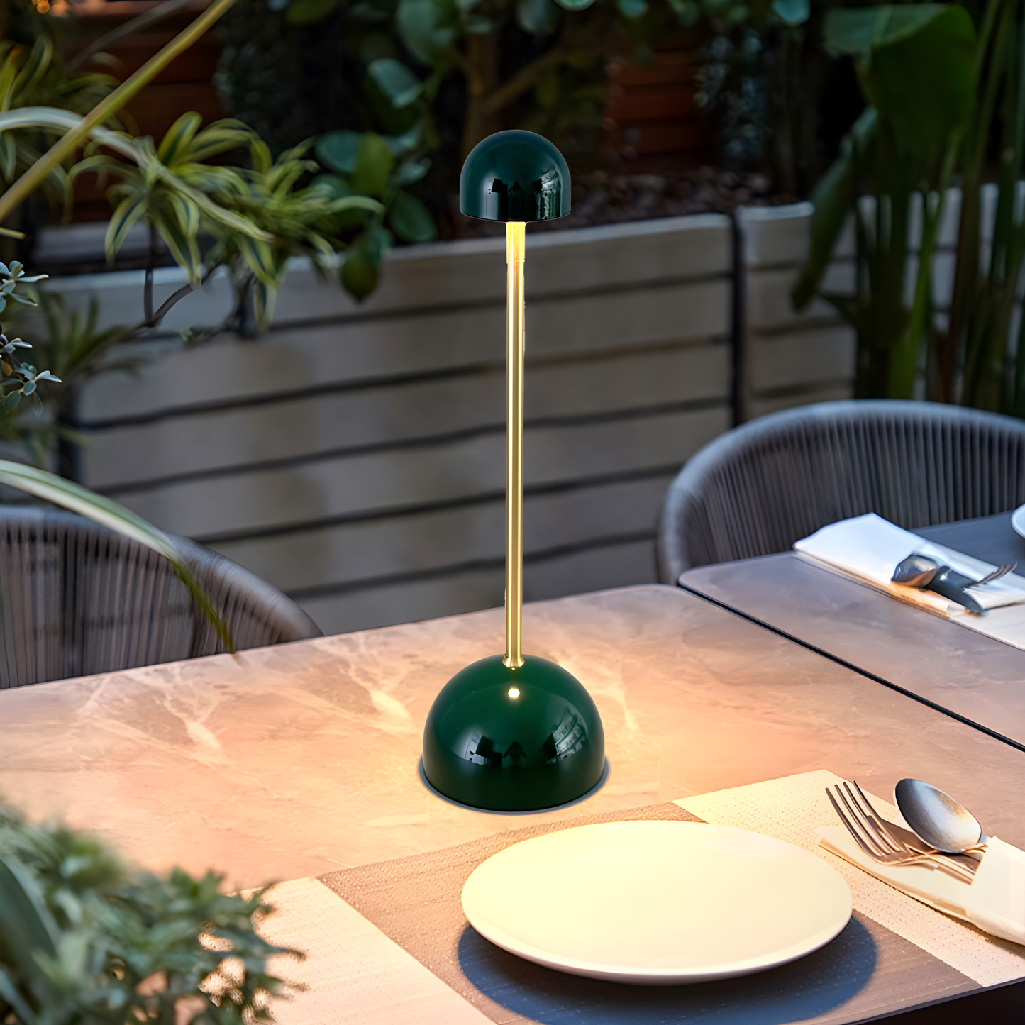LumiFlex Kabellose LED Tischlampe – Modernes Design