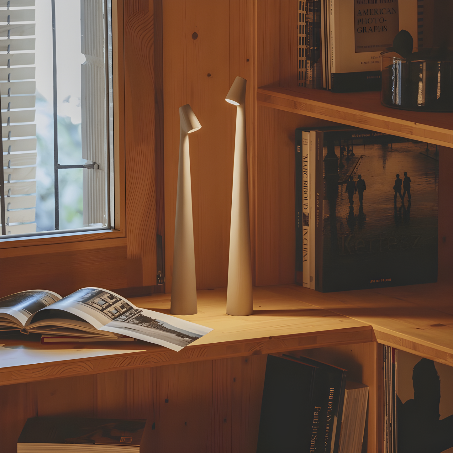 LuminoFlex - Elegante LED Tischlampe Touch Kabellos