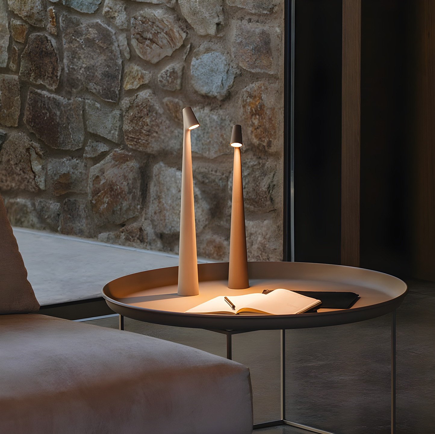 LuminoFlex - Elegante LED Tischlampe Touch Kabellos